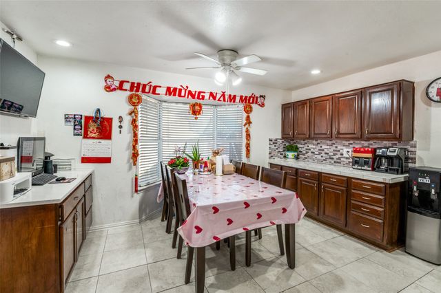 3114 Fairgate Drive, Carrollton, TX 75007