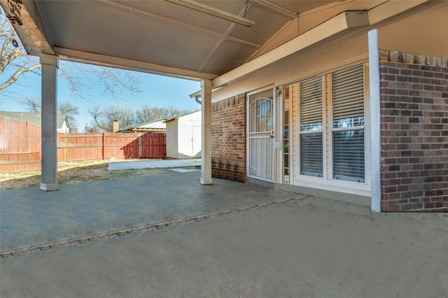 3114 Fairgate Drive, Carrollton, TX 75007