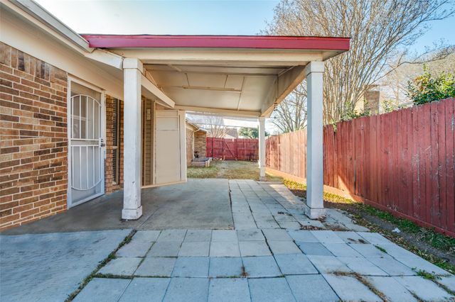 3114 Fairgate Drive, Carrollton, TX 75007