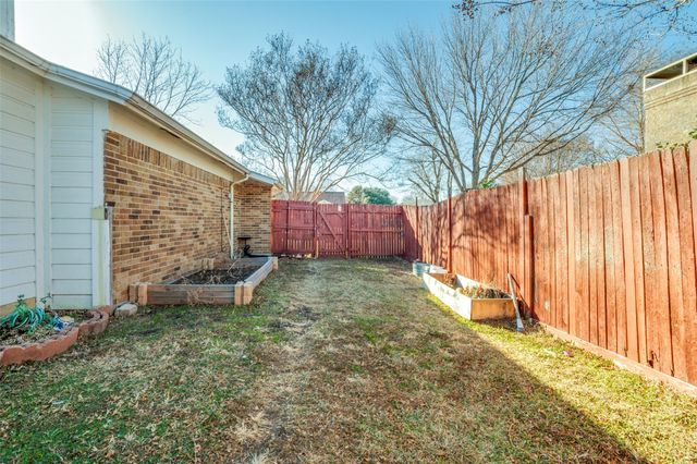 3114 Fairgate Drive, Carrollton, TX 75007