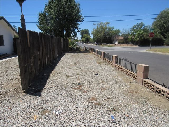 26700 Girard Street, Hemet, CA 92544