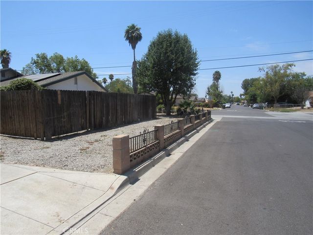 26700 Girard Street, Hemet, CA 92544