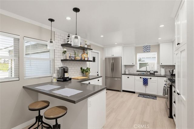 619 N PERSHORE Avenue, San Dimas, CA 91773