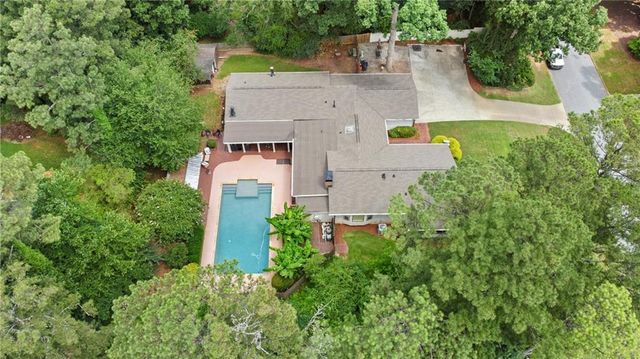 1204 Heritage Hills Circle, Snellville, GA 30078