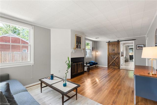 2304 Fairfield Avenue, Greensboro, NC 27408