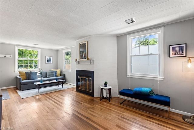 2304 Fairfield Avenue, Greensboro, NC 27408