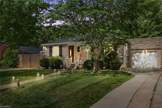 2304 Fairfield Avenue, Greensboro, NC 27408