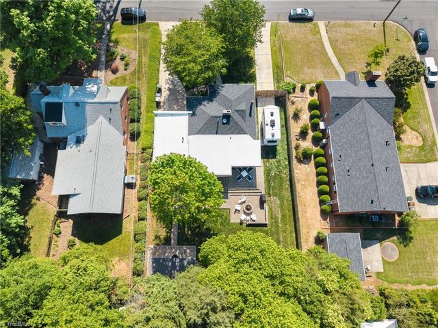 2304 Fairfield Avenue, Greensboro, NC 27408