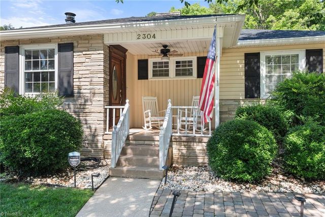 2304 Fairfield Avenue, Greensboro, NC 27408