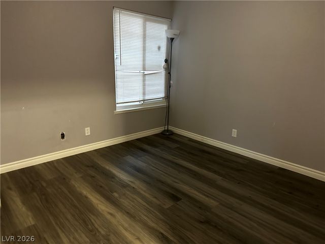 3915 Calle Tereon, Las Vegas, NV 89103