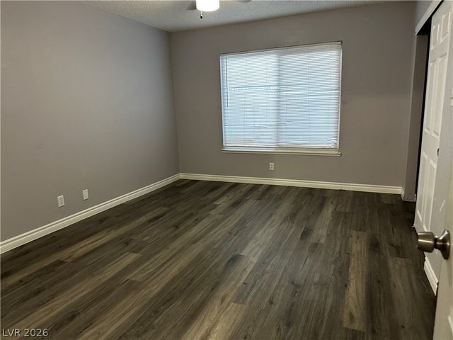 3915 Calle Tereon, Las Vegas, NV 89103