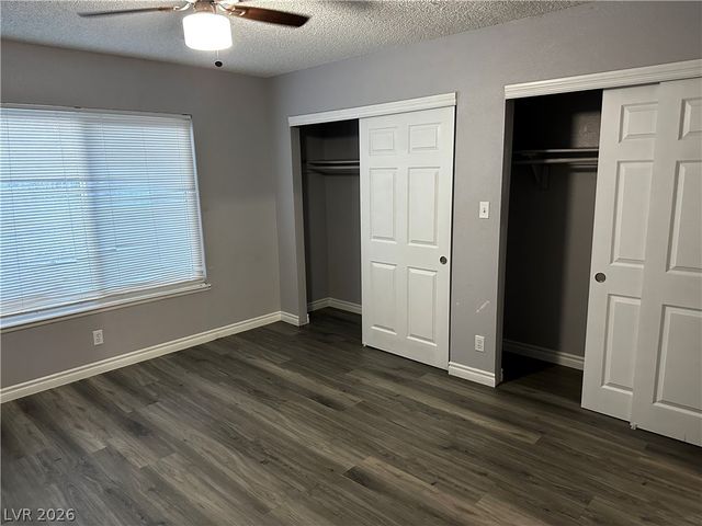 3915 Calle Tereon, Las Vegas, NV 89103