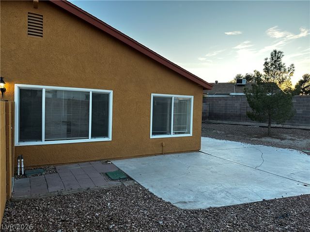 3915 Calle Tereon, Las Vegas, NV 89103