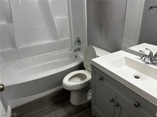 3915 Calle Tereon, Las Vegas, NV 89103