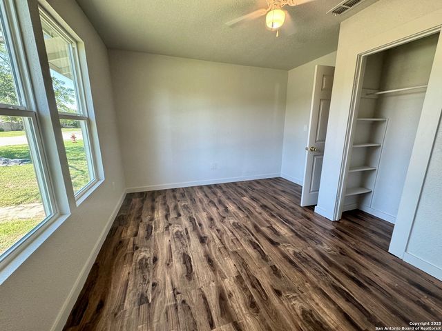 419 W Culberson, Sabinal, TX 78881