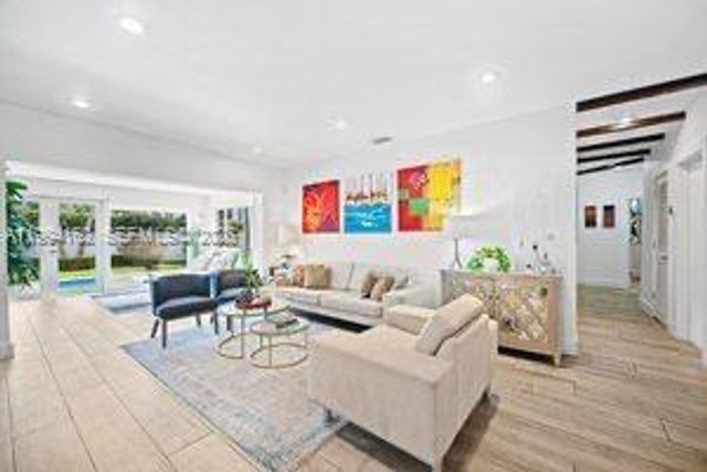 3551 E Glencoe Street, Miami, FL 33133
