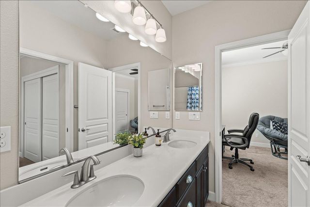 2867 Westport Cir, Oakdale, CA 95361