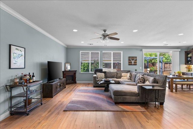 2867 Westport Cir, Oakdale, CA 95361