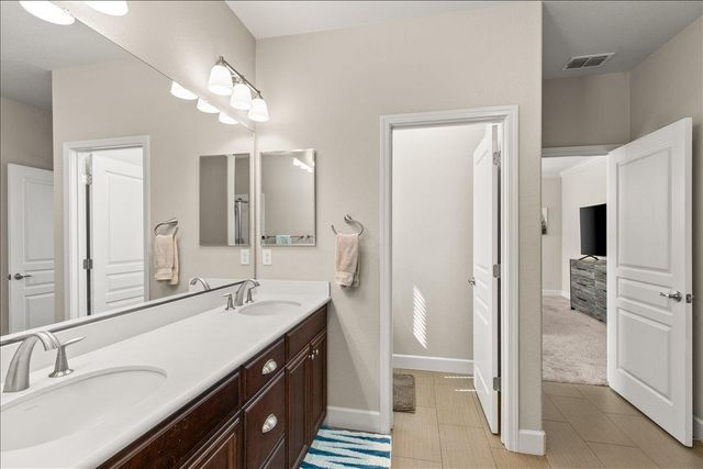 2867 Westport Cir, Oakdale, CA 95361