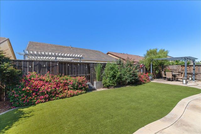 2867 Westport Cir, Oakdale, CA 95361