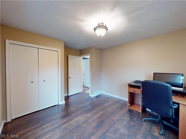 3904 Dunbar Street, Youngstown, OH 44515