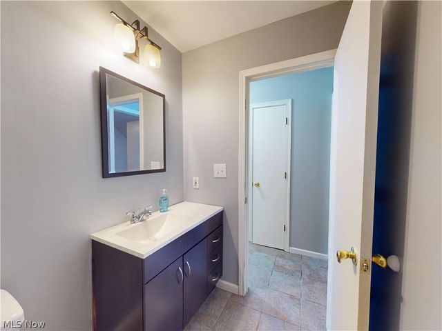 3904 Dunbar Street, Youngstown, OH 44515