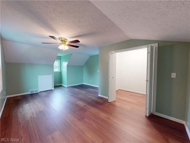 3904 Dunbar Street, Youngstown, OH 44515