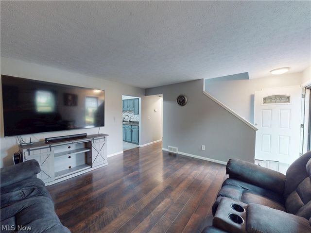 3904 Dunbar Street, Youngstown, OH 44515