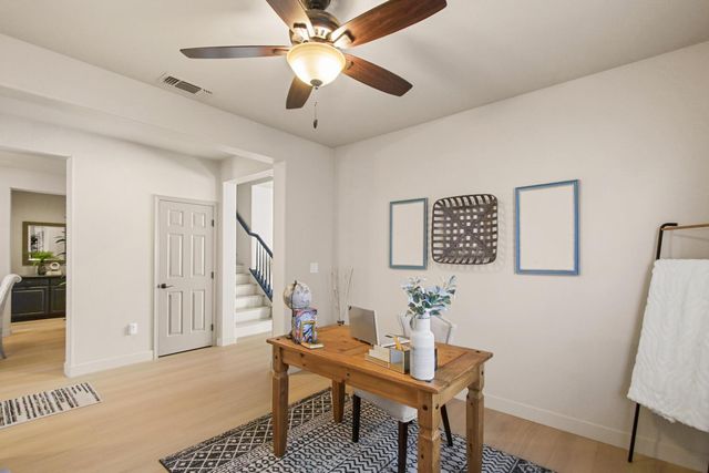 3695 Topaz Rd, West Sacramento, CA 95691