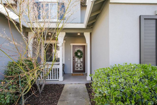 3695 Topaz Rd, West Sacramento, CA 95691