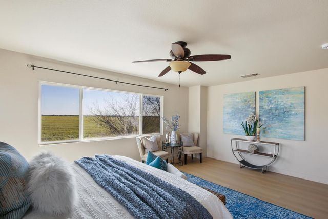 3695 Topaz Rd, West Sacramento, CA 95691