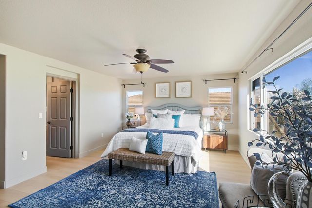 3695 Topaz Rd, West Sacramento, CA 95691