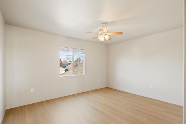 3695 Topaz Rd, West Sacramento, CA 95691