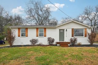 1315 Robin Hill Rd, Franklin, TN 37064