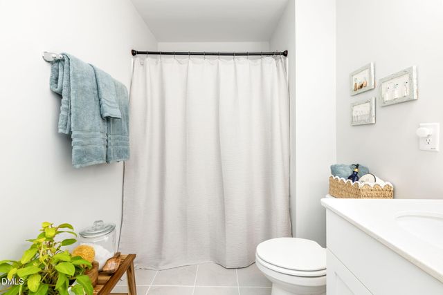 544 Barrington Row Avenue, Zebulon, NC 27597