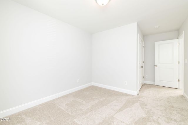 544 Barrington Row Avenue, Zebulon, NC 27597