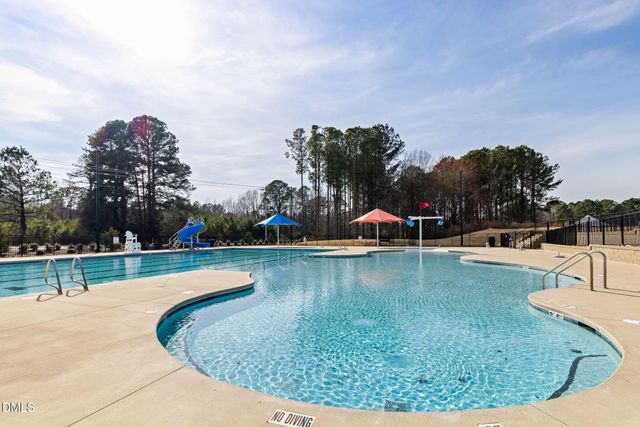 544 Barrington Row Avenue, Zebulon, NC 27597