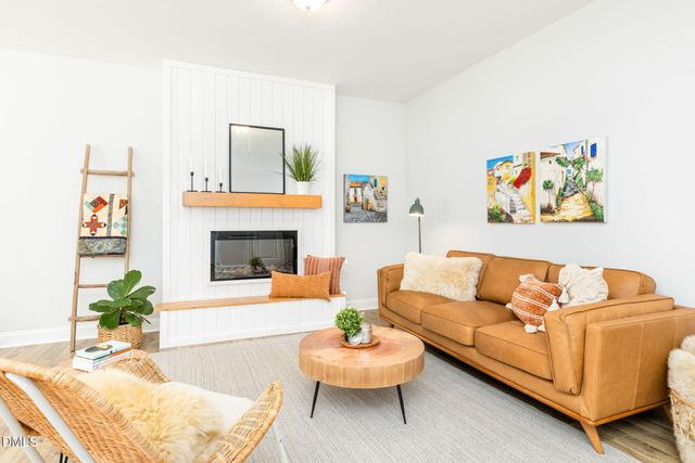 544 Barrington Row Avenue, Zebulon, NC 27597