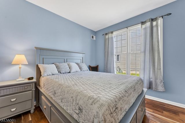 32 Benjamin St, Franklin Twp., NJ 08873