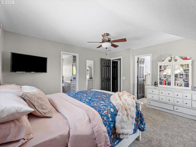 2792 LANCASTER St, West Linn, OR 97068