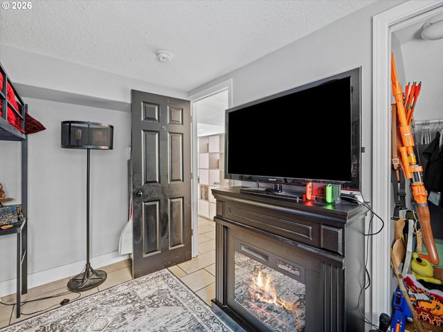 2792 LANCASTER St, West Linn, OR 97068