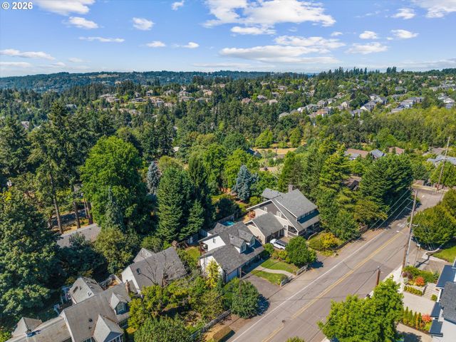 2792 LANCASTER St, West Linn, OR 97068