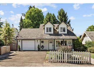 2792 LANCASTER St, West Linn, OR 97068