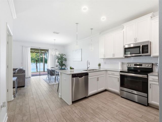 8529 ZOELLER HILLS DRIVE, Davenport, FL 33896