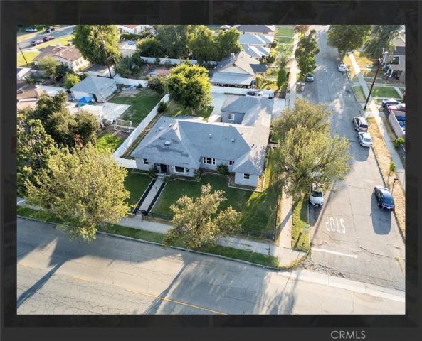 2498 N G St, San Bernardino, CA 92405