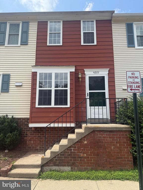 4223 MOSELLE DR, Chantilly, VA 20151