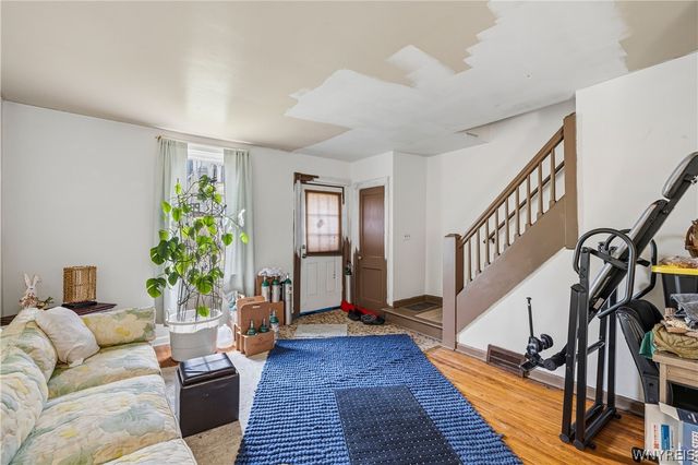 1101 South Avenue, Niagara Falls, NY 14305