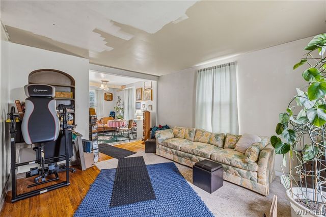 1101 South Avenue, Niagara Falls, NY 14305