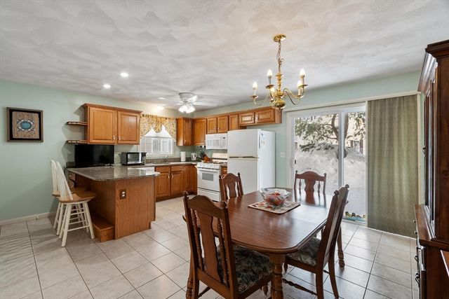 26 Ironwood Ln 26, Tewksbury, MA 01876