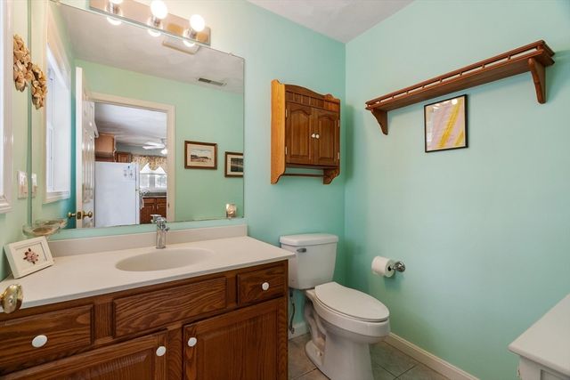 26 Ironwood Ln 26, Tewksbury, MA 01876